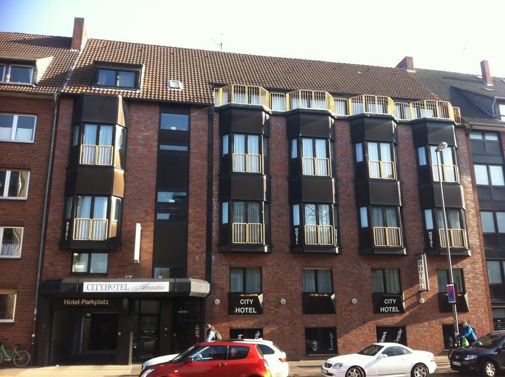 Cityhotel Amadeus Munster  Exterior photo
